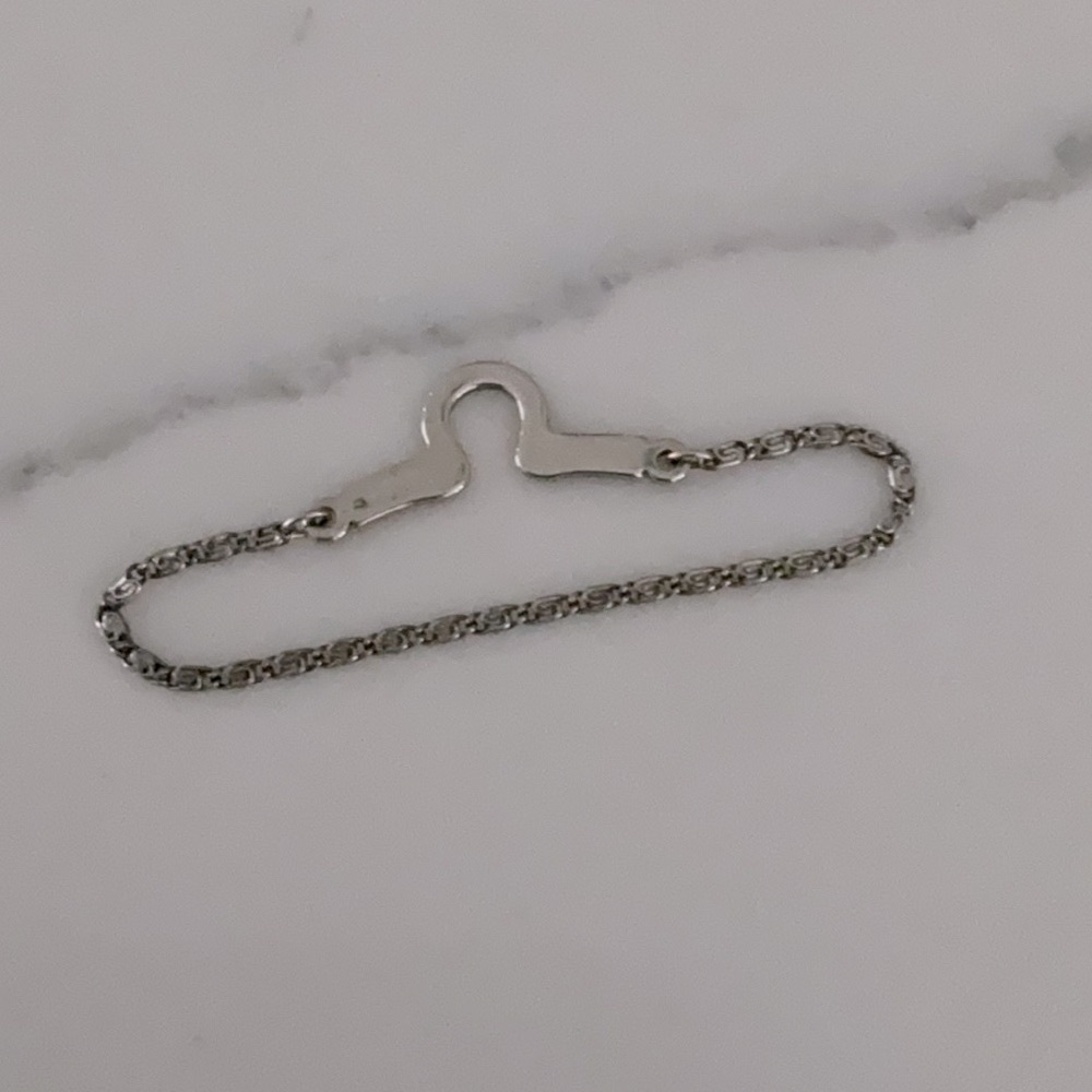 DIOR button hook silvertone chain style tie clip